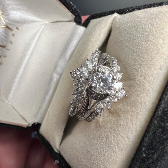 Neil Lane Vintage Style White Gold Diamond Ring with Enhancers, size 5.75 - Picture 5 of 8